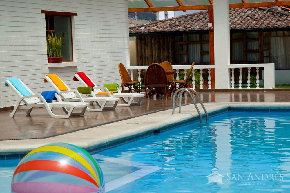 ホテル La Quinta San Andres イバラ エクステリア 写真