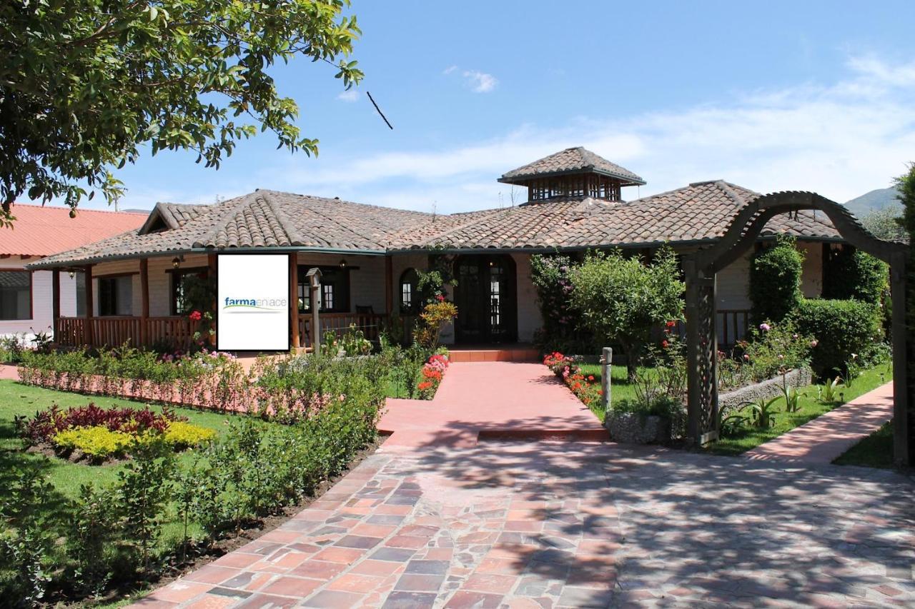 ホテル La Quinta San Andres イバラ エクステリア 写真