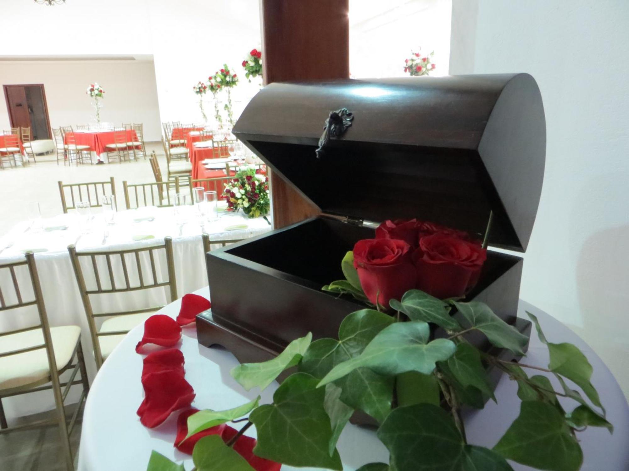 ホテル La Quinta San Andres イバラ エクステリア 写真