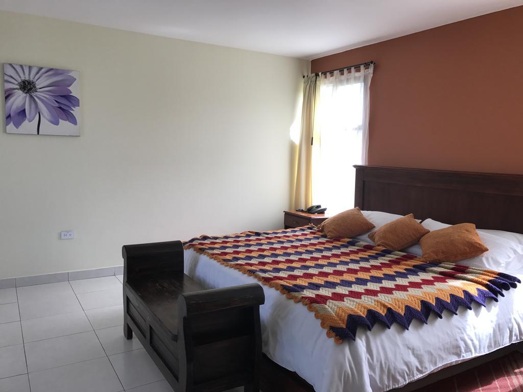 ホテル La Quinta San Andres イバラ エクステリア 写真