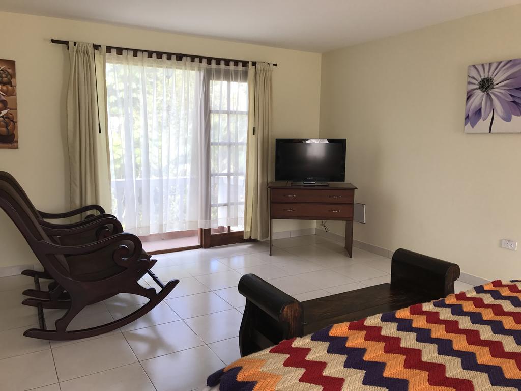 ホテル La Quinta San Andres イバラ エクステリア 写真